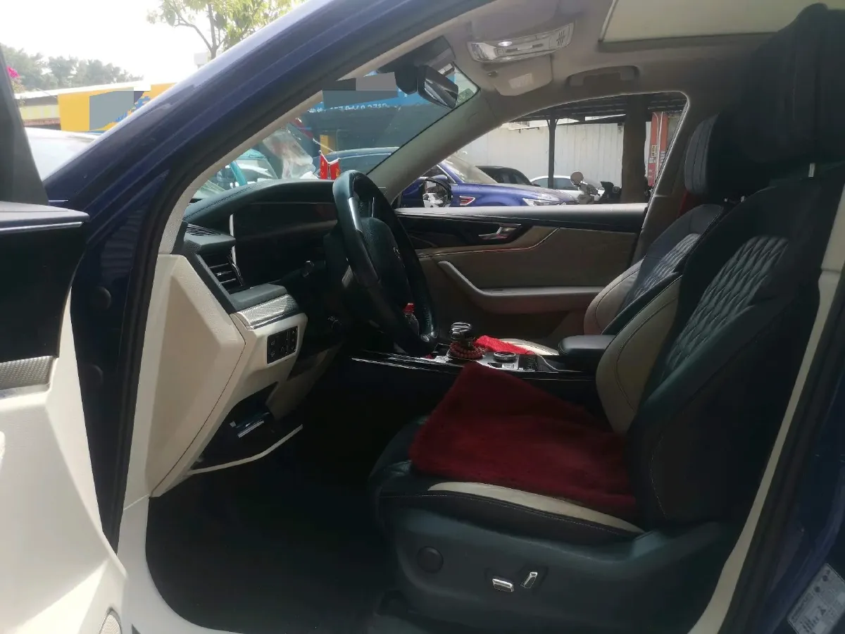 2019 HongQi HS5 2.0T 224HP L4 6AT,autocango,china used car exporter,china ev exporter,chinese used car exporter,chinese used ev exporter