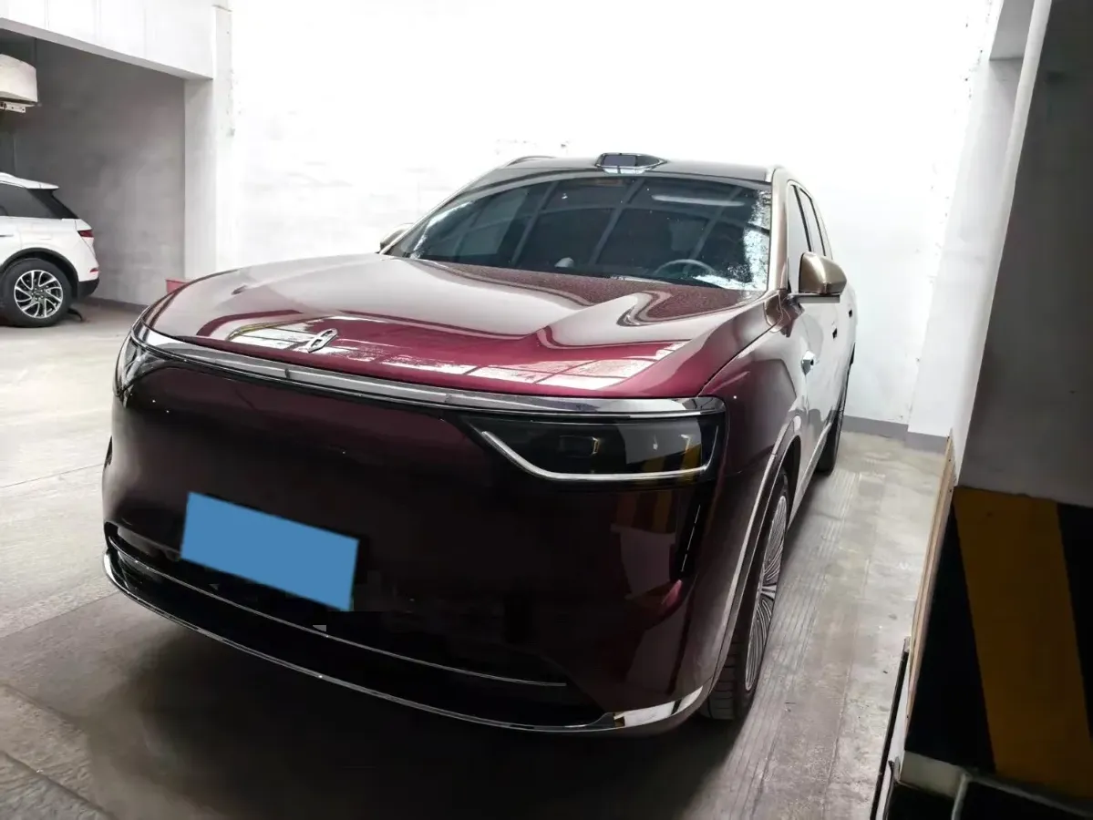 2025 AITO AITO M8 REEV 160HP REEV 53.4KWH,autocango,china used car exporter,china ev exporter,chinese used car exporter,chinese used ev exporter