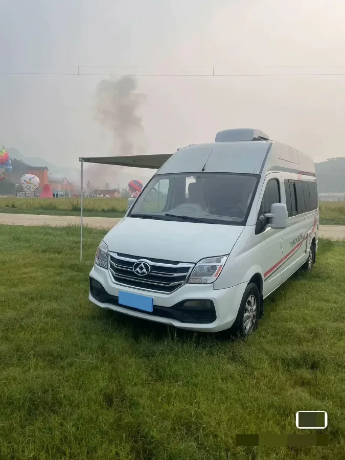 2018 MAXUS XinTu V80 2.5T 136HP L4 6MT,autocango,china used car exporter,china ev exporter,chinese used car exporter,chinese used ev exporter