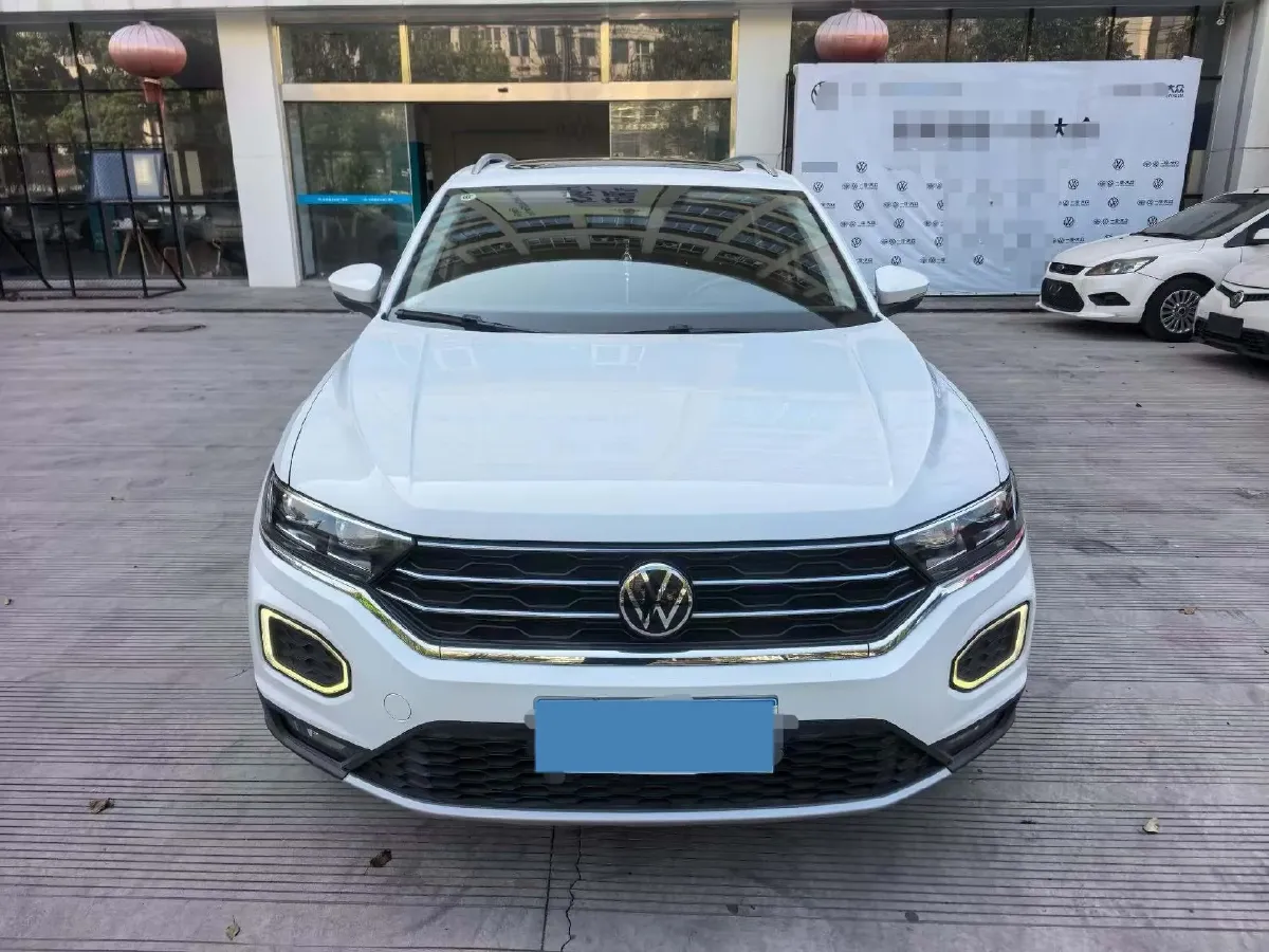2021 Volkswagen T-Roc 1.4T 150HP L4 7DCT,autocango,china used car exporter,china ev exporter,chinese used car exporter,chinese used ev exporter