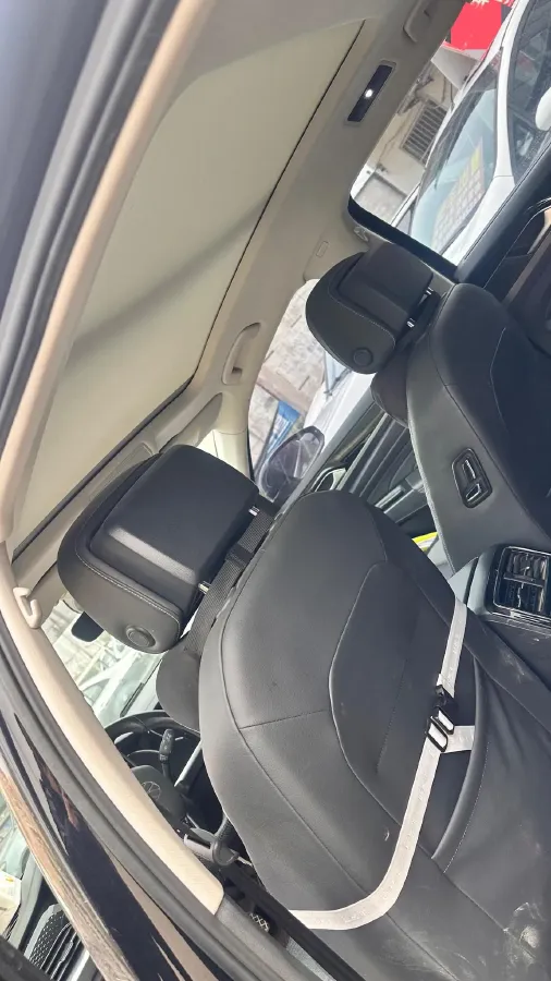 2023 Volkswagen Passat 2.0T 220HP L4 7DCT,autocango,china used car exporter,china ev exporter,chinese used car exporter,chinese used ev exporter