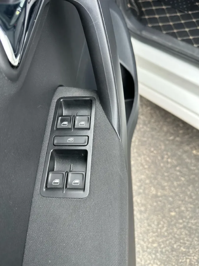 2018 Chery Tiggo 7 1.5T 156HP L4 6DCT,autocango,china used car exporter,china ev exporter,chinese used car exporter,chinese used ev exporter