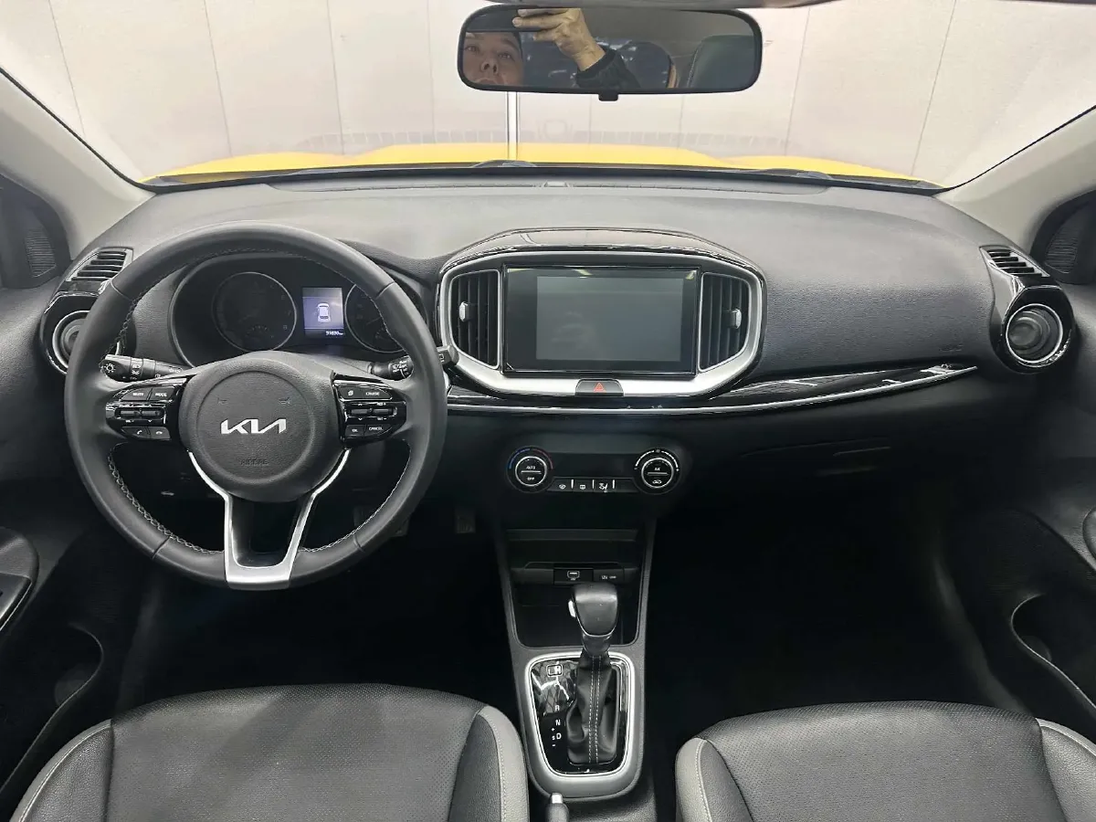 2021 Kia KX1 1.4L 100HP L4 CVT,autocango,china used car exporter,china ev exporter,chinese used car exporter,chinese used ev exporter