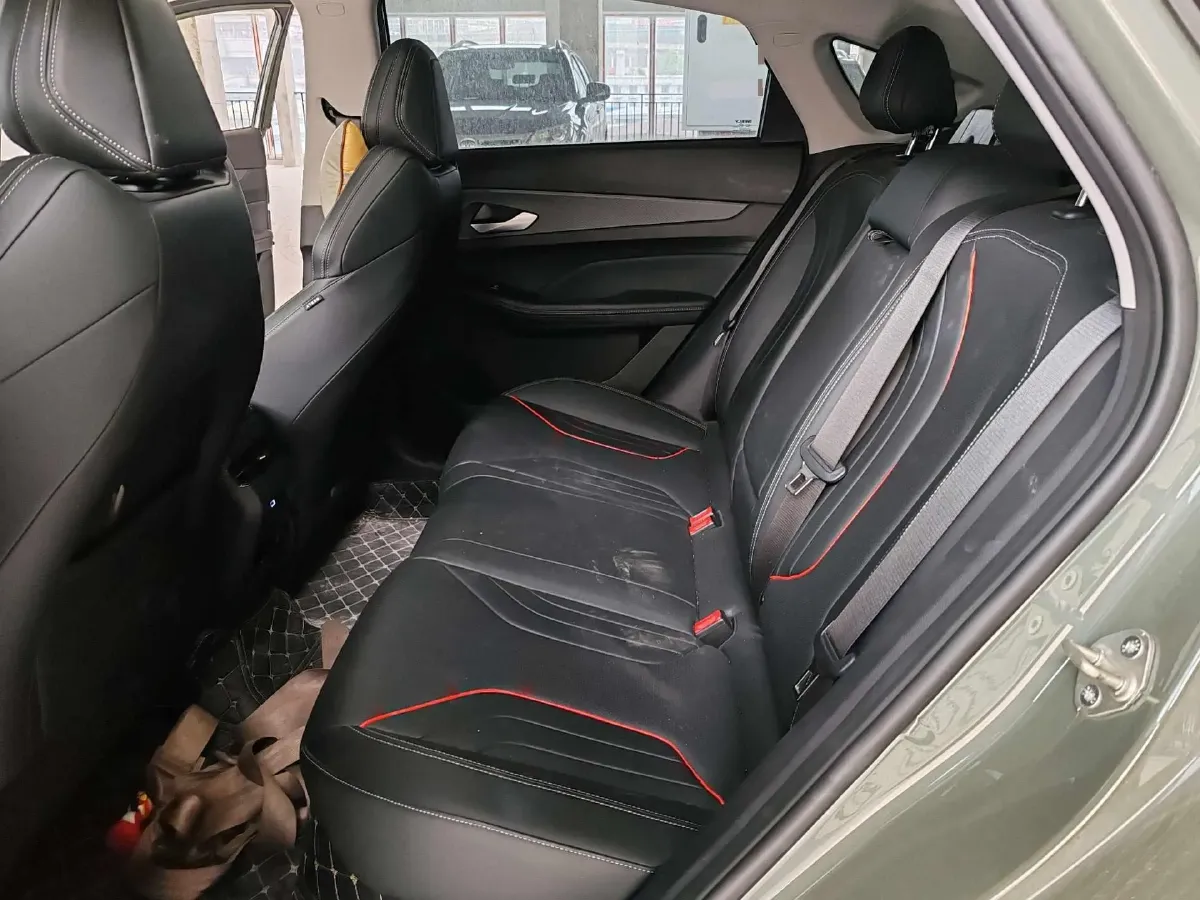 2022 Geely Binray 1.5T 181HP L4 7DCT,autocango,china used car exporter,china ev exporter,chinese used car exporter,chinese used ev exporter