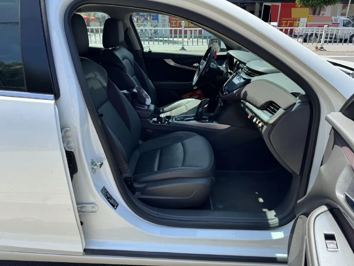 2018 Chevrolet Malibu 1.5T 170HP L4 6AT,autocango,china used car exporter,china ev exporter,chinese used car exporter,chinese used ev exporter