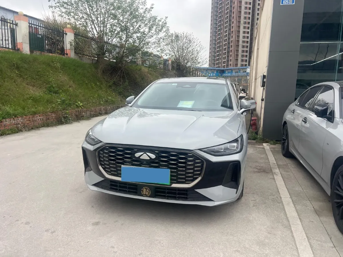 2025 Fulwin FulwinA8L 1.5T 156HP L4 1DHT PHEV 18.67KWH,autocango,china used car exporter,china ev exporter,chinese used car exporter,chinese used ev exporter