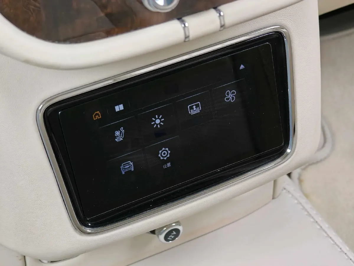 2021 Bentley Bentayga 4.0T 550HP V8 8AT,autocango,china used car exporter,china ev exporter,chinese used car exporter,chinese used ev exporter