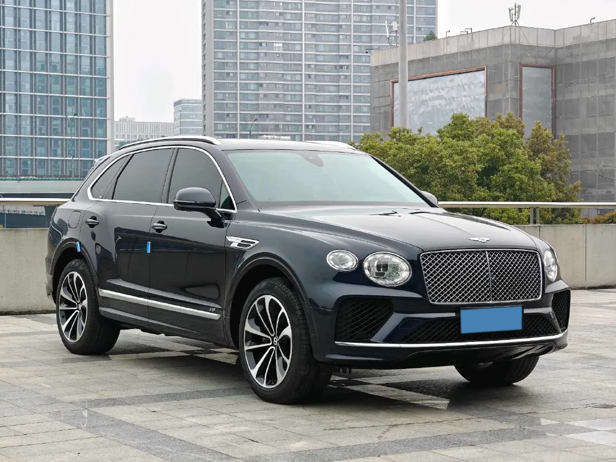 2021 Bentley Bentayga 4.0T 550HP V8 8AT,autocango,china used car exporter,china ev exporter,chinese used car exporter,chinese used ev exporter