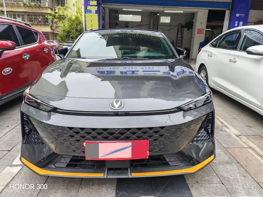 2022 ChangAn Raeton CC 1.5T 188HP L4 7DCT,autocango,china used car exporter,china ev exporter,chinese used car exporter,chinese used ev exporter