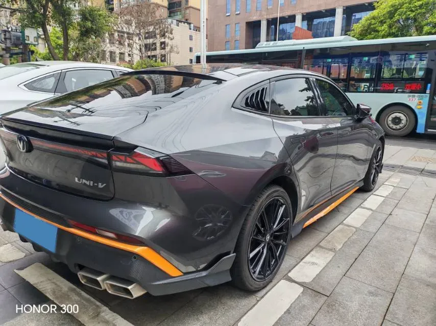 2022 ChangAn Raeton CC 1.5T 188HP L4 7DCT,autocango,china used car exporter,china ev exporter,chinese used car exporter,chinese used ev exporter