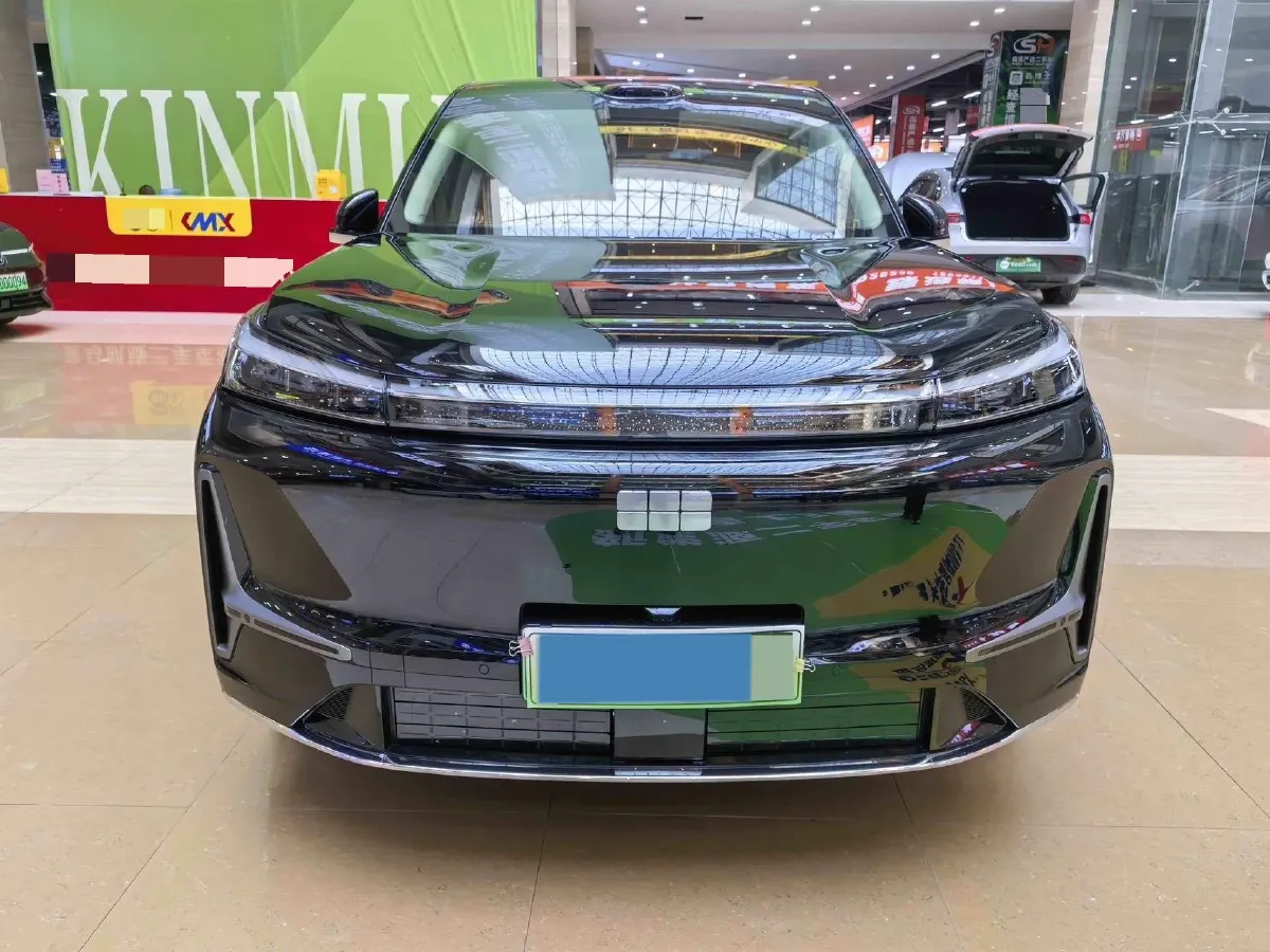 2025 Volkswagen Tiguan L 2.0T 220HP L4 7DCT,autocango,china used car exporter,china ev exporter,chinese used car exporter,chinese used ev exporter