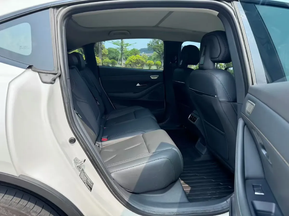 2022 Mazda 3 Axela 2.0L 158HP L4 6AT,autocango,china used car exporter,china ev exporter,chinese used car exporter,chinese used ev exporter