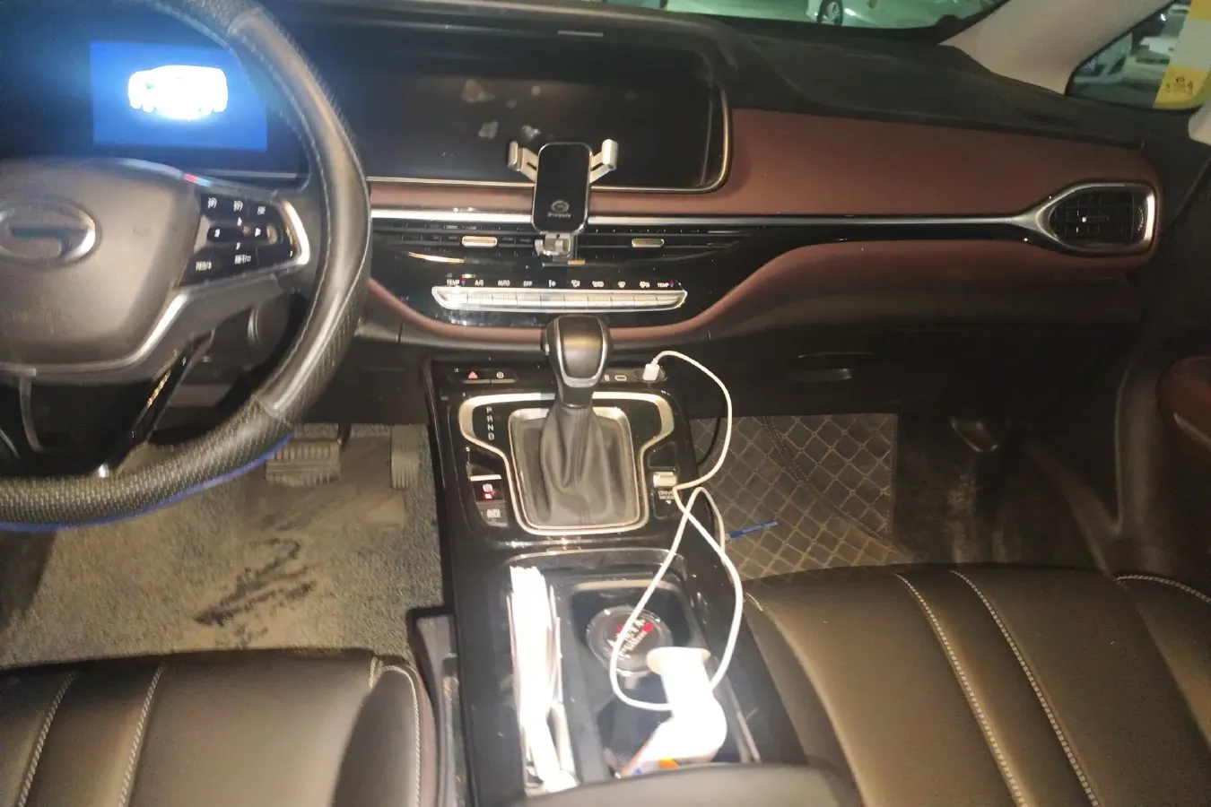 2023 GAC Trumpchi M6 1.5T 177HP L4 7DCT,autocango,china used car exporter,china ev exporter,chinese used car exporter,chinese used ev exporter