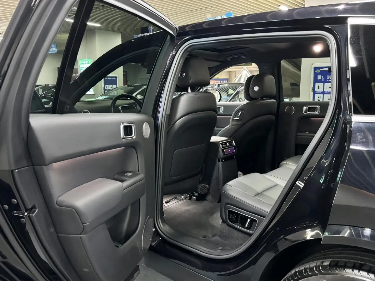 2025 Li L7 Range Extended 154HP REEV,autocango,china used car exporter,china ev exporter,chinese used car exporter,chinese used ev exporter