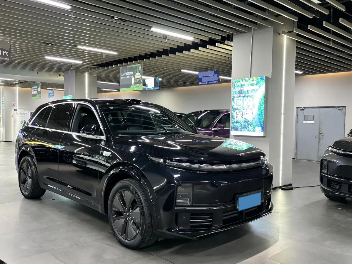 2025 Li L7 Range Extended 154HP REEV,autocango,china used car exporter,china ev exporter,chinese used car exporter,chinese used ev exporter