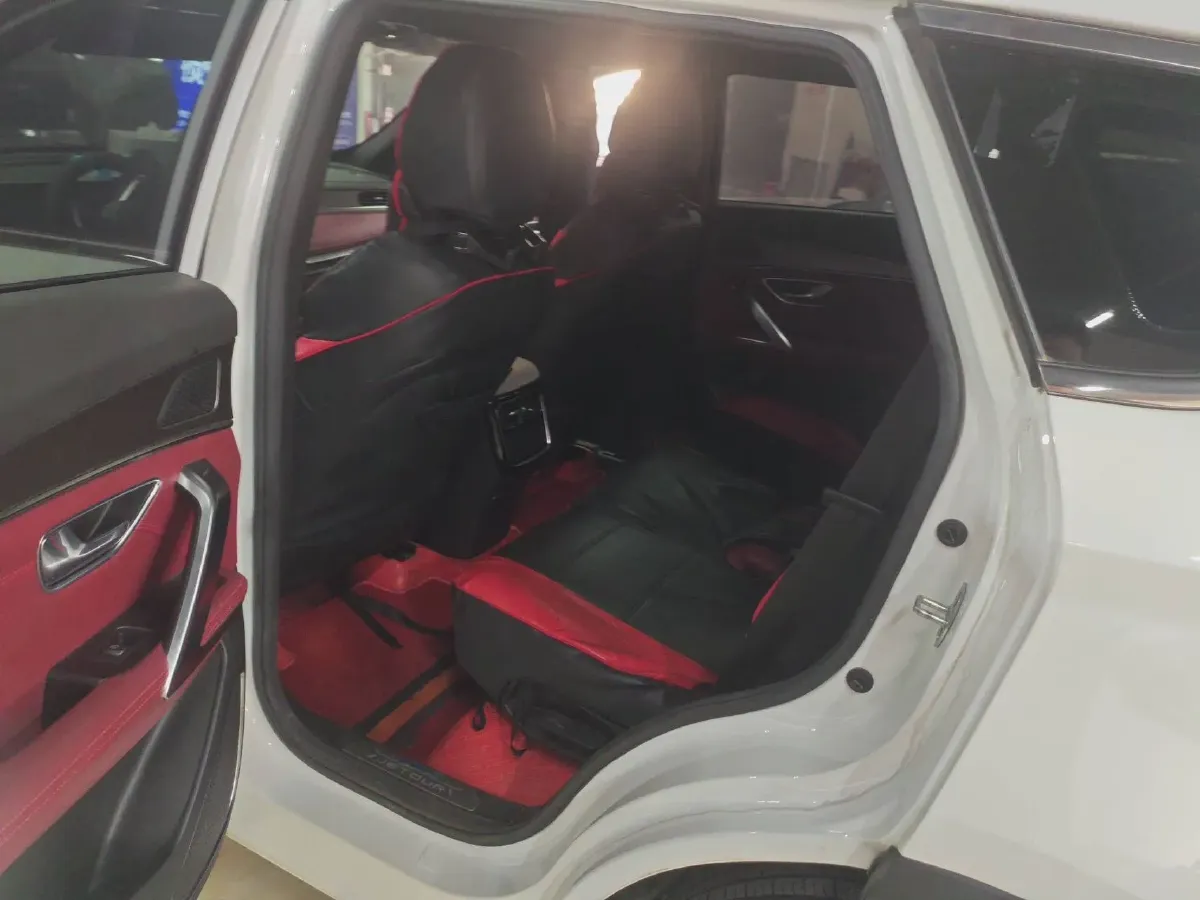 2023 Jetour X70 Plus 1.5T 156HP L4 6MT,autocango,china used car exporter,china ev exporter,chinese used car exporter,chinese used ev exporter