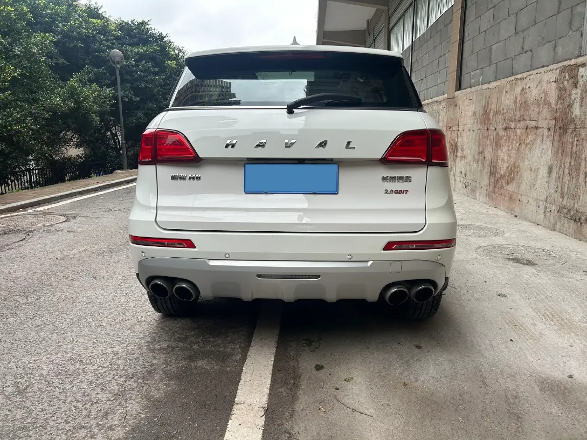 2017 Haval H6 Coupe 2.0T 197HP L4 7DCT,autocango,china used car exporter,china ev exporter,chinese used car exporter,chinese used ev exporter