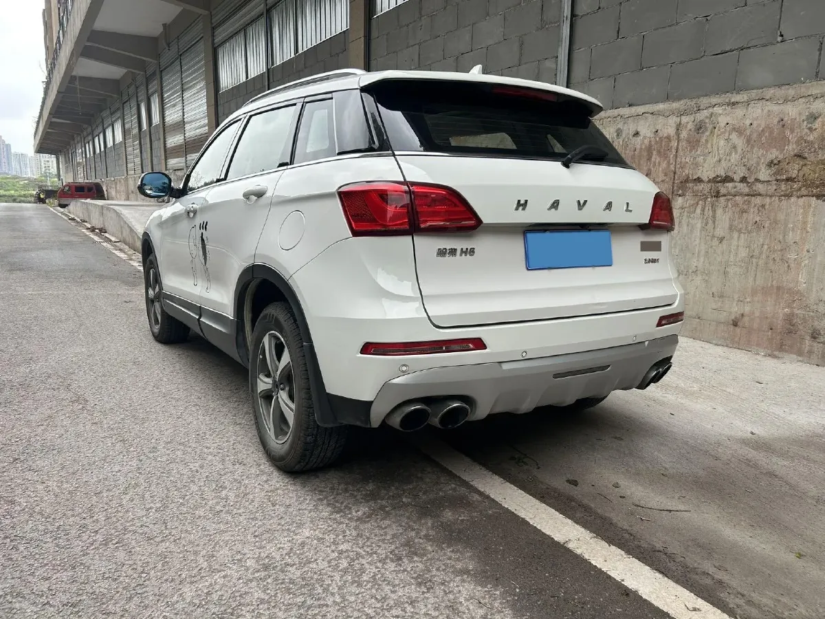 2017 Haval H6 Coupe 2.0T 197HP L4 7DCT,autocango,china used car exporter,china ev exporter,chinese used car exporter,chinese used ev exporter