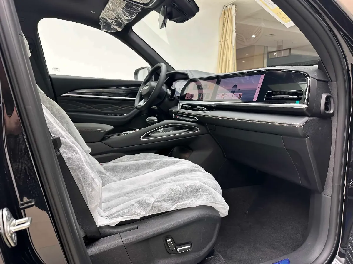 2024 Geely Monjaro 2.0T 218HP L4 7DCT,autocango,china used car exporter,china ev exporter,chinese used car exporter,chinese used ev exporter