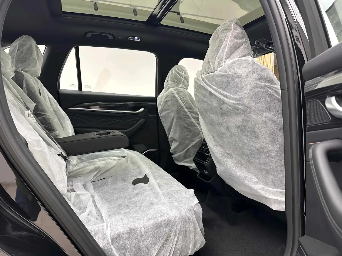 2024 Geely Monjaro 2.0T 218HP L4 7DCT,autocango,china used car exporter,china ev exporter,chinese used car exporter,chinese used ev exporter