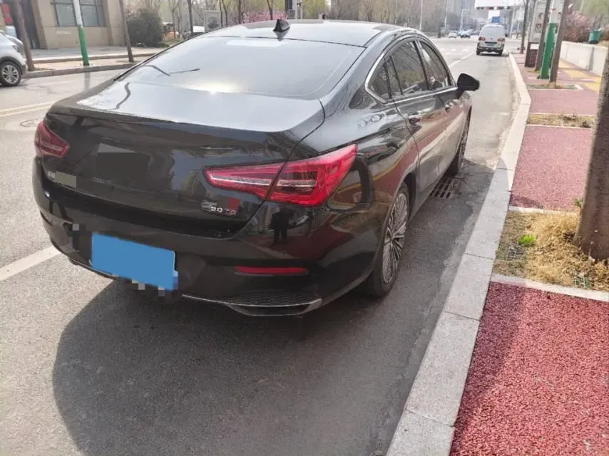 2022 HongQi H5 1.5T 169HP L4 7DCT,autocango,china used car exporter,china ev exporter,chinese used car exporter,chinese used ev exporter