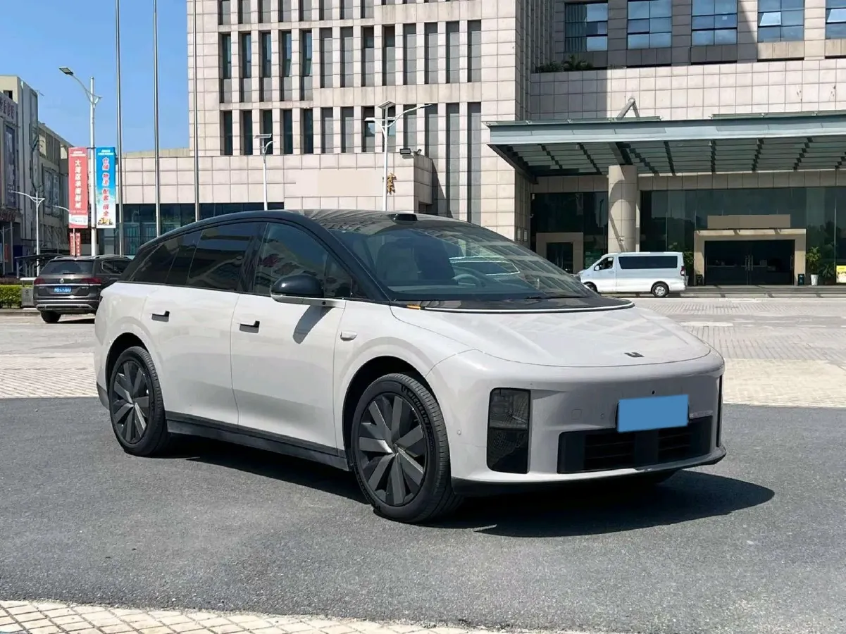 2025 Li i6 BEV,autocango,china used car exporter,china ev exporter,chinese used car exporter,chinese used ev exporter