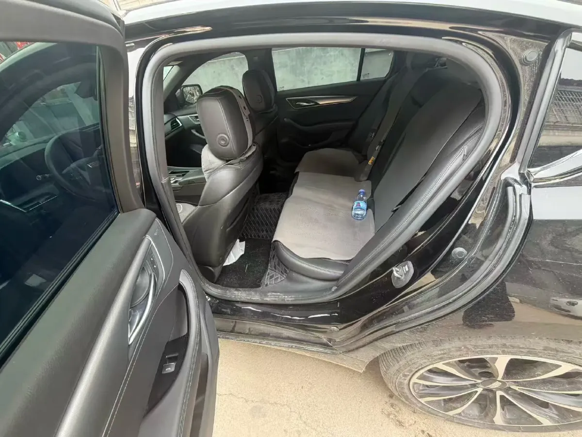 2024 Cadillac CT5 2.0T 237HP L4 10AT,autocango,china used car exporter,china ev exporter,chinese used car exporter,chinese used ev exporter