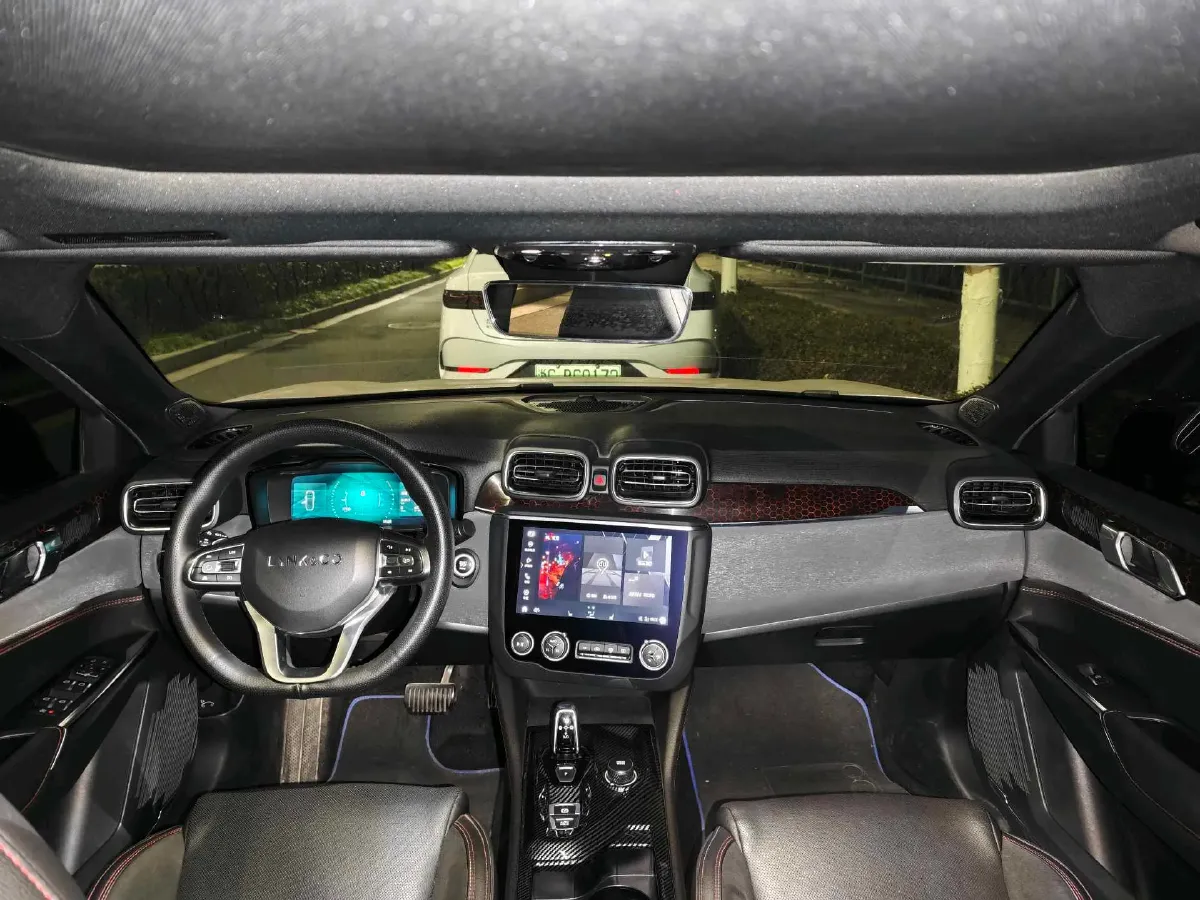 2019 LYNK&CO 01 2.0T 190HP L4 6AT,autocango,china used car exporter,china ev exporter,chinese used car exporter,chinese used ev exporter