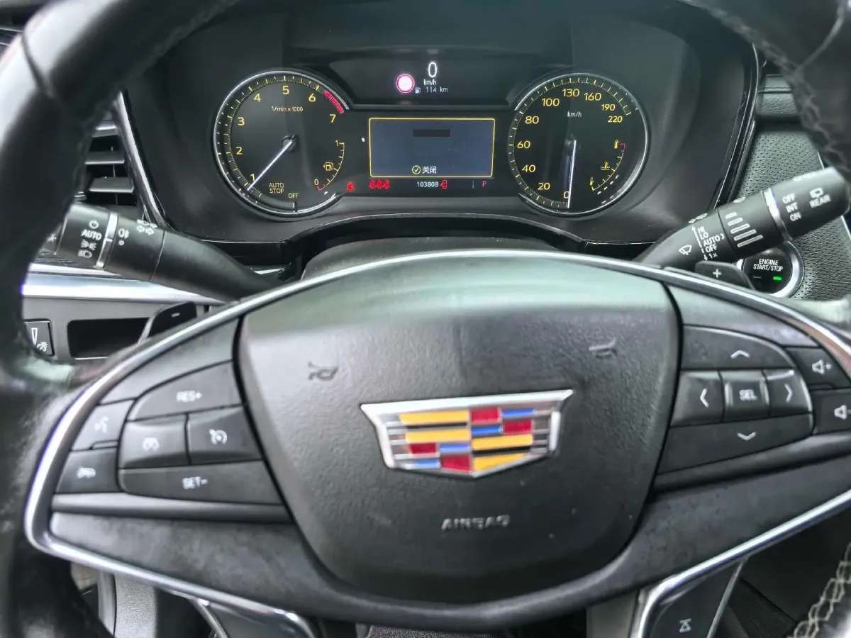 2020 Cadillac XT5 2.0T 237HP L4 9AT,autocango,china used car exporter,china ev exporter,chinese used car exporter,chinese used ev exporter