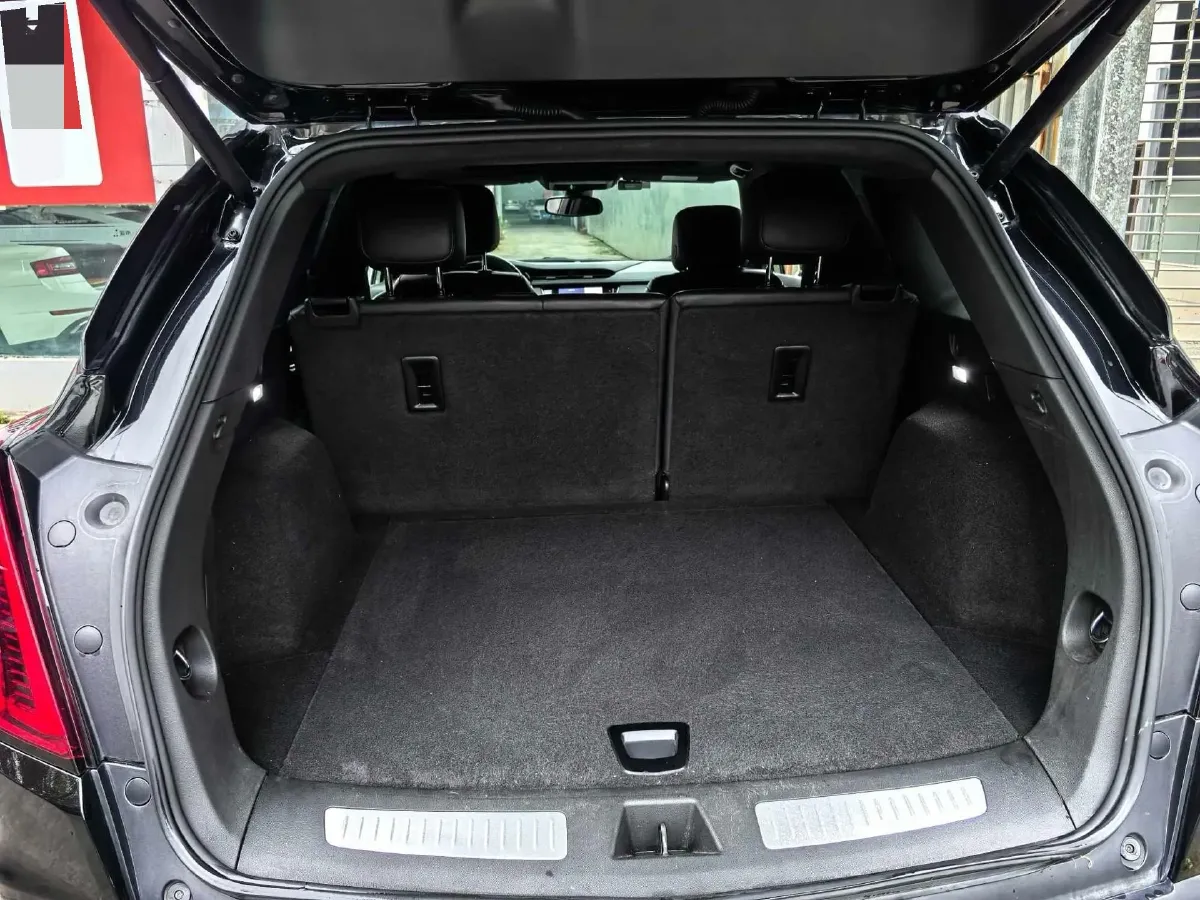 2020 Cadillac XT5 2.0T 237HP L4 9AT,autocango,china used car exporter,china ev exporter,chinese used car exporter,chinese used ev exporter