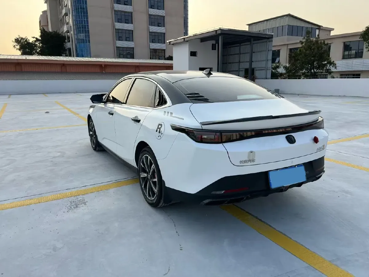 2025 ChangAn Eado 1.5T 192HP L4 7DCT,autocango,china used car exporter,china ev exporter,chinese used car exporter,chinese used ev exporter