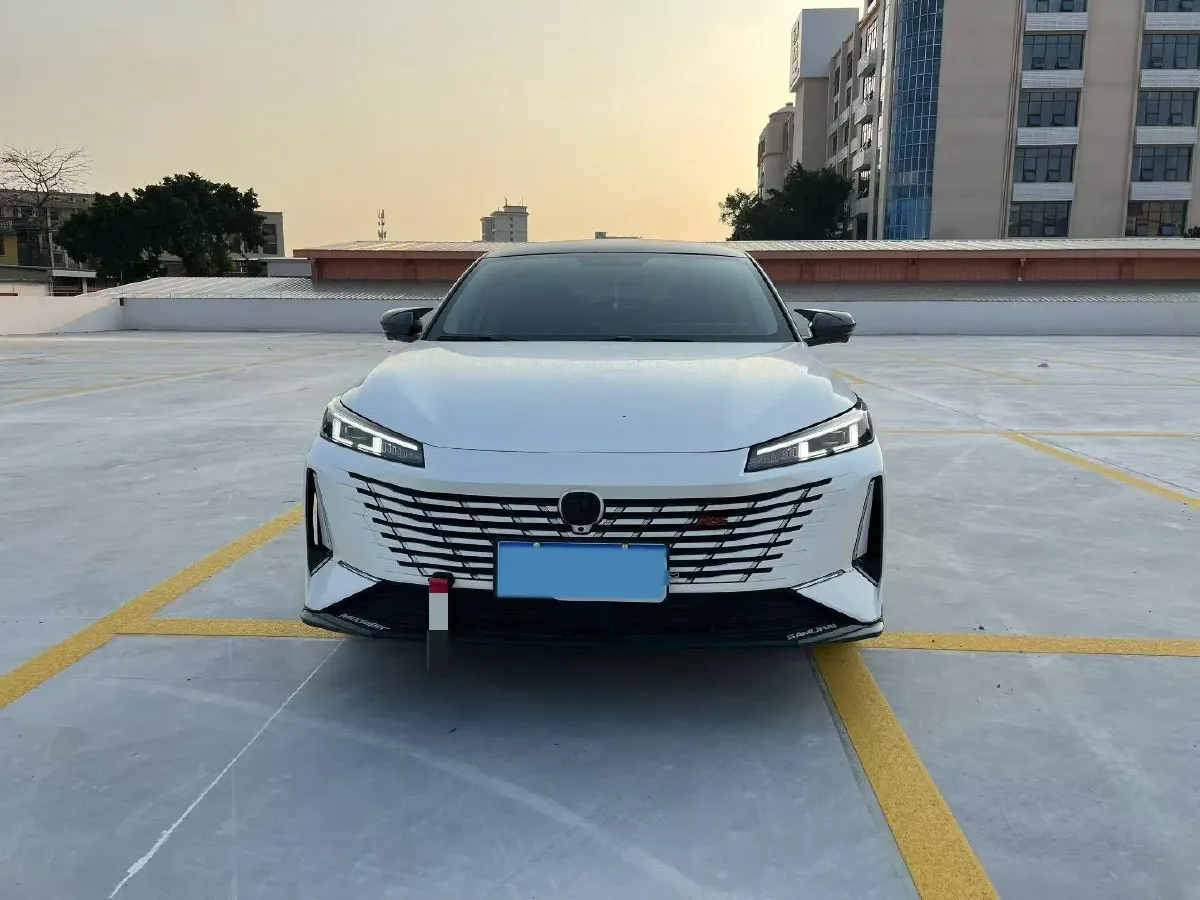 2025 ChangAn Eado 1.5T 192HP L4 7DCT,autocango,china used car exporter,china ev exporter,chinese used car exporter,chinese used ev exporter