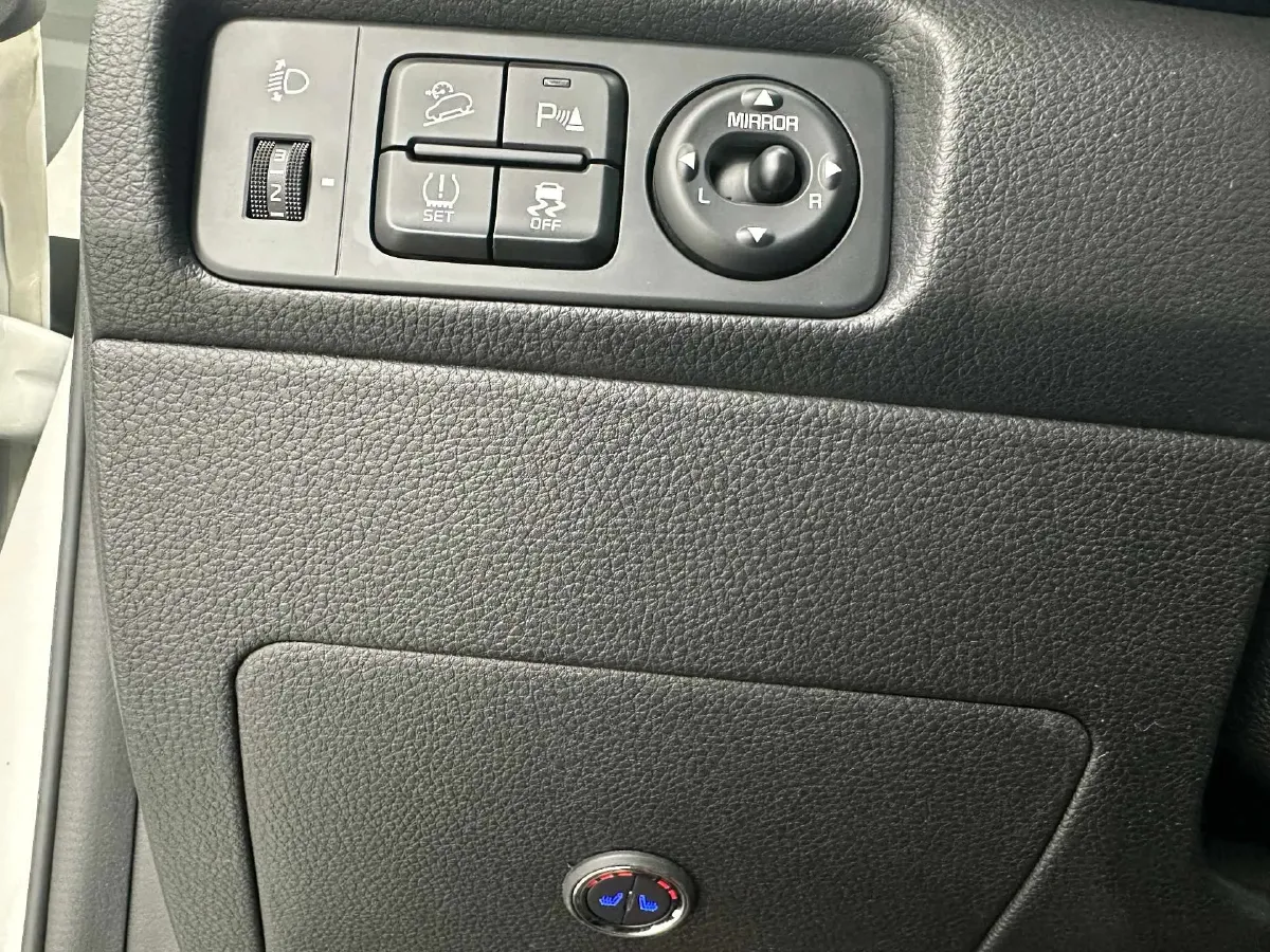 2021 Kia KX1 1.4L 100HP L4 CVT,autocango,china used car exporter,china ev exporter,chinese used car exporter,chinese used ev exporter