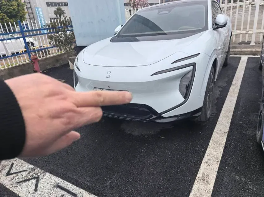 2024 Avatr 07 BEV 82.16KWH,autocango,china used car exporter,china ev exporter,chinese used car exporter,chinese used ev exporter