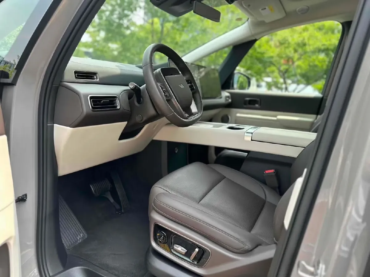 2024 Li MEGA BEV 102.7KWH,autocango,china used car exporter,china ev exporter,chinese used car exporter,chinese used ev exporter