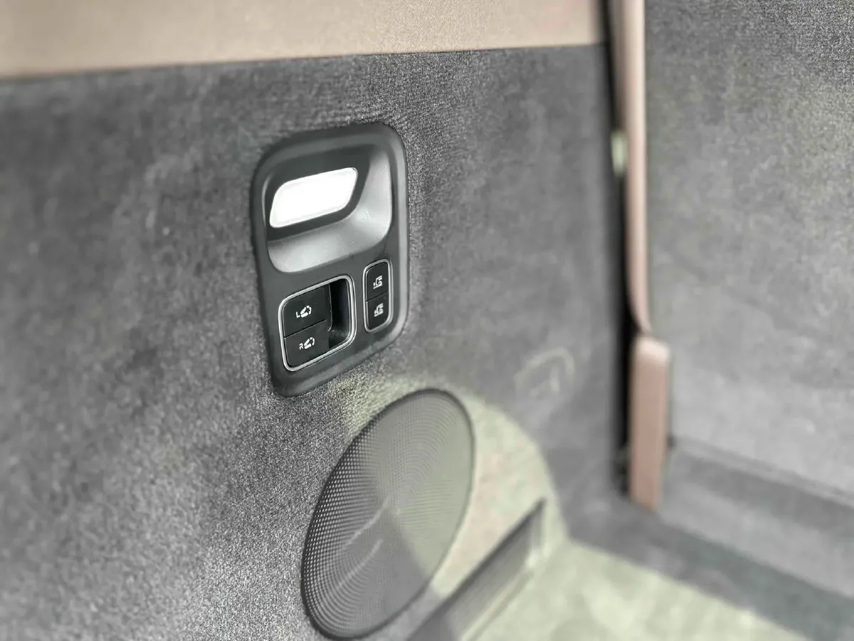 2024 Li MEGA BEV 102.7KWH,autocango,china used car exporter,china ev exporter,chinese used car exporter,chinese used ev exporter