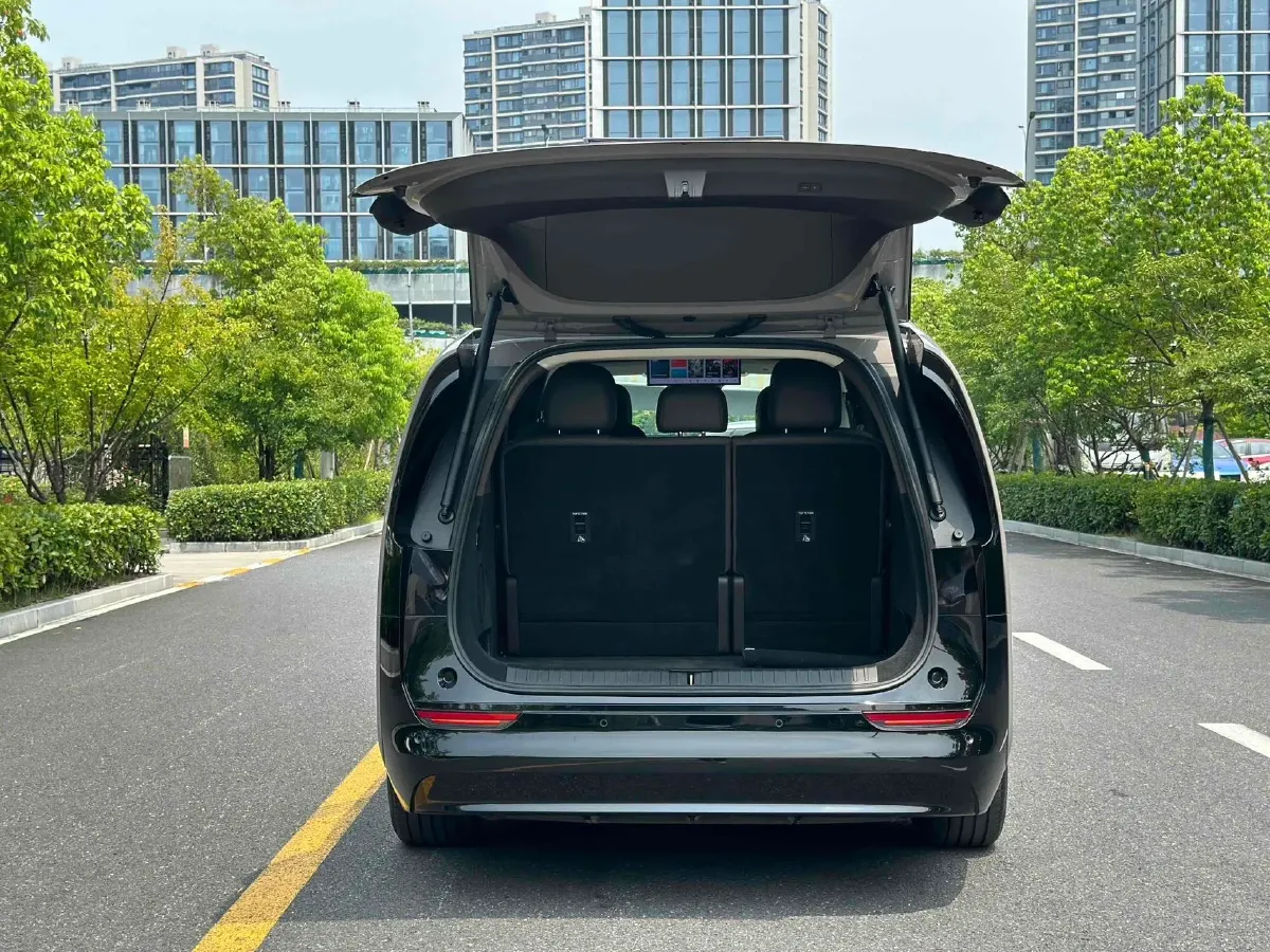 2024 Li MEGA BEV 102.7KWH,autocango,china used car exporter,china ev exporter,chinese used car exporter,chinese used ev exporter