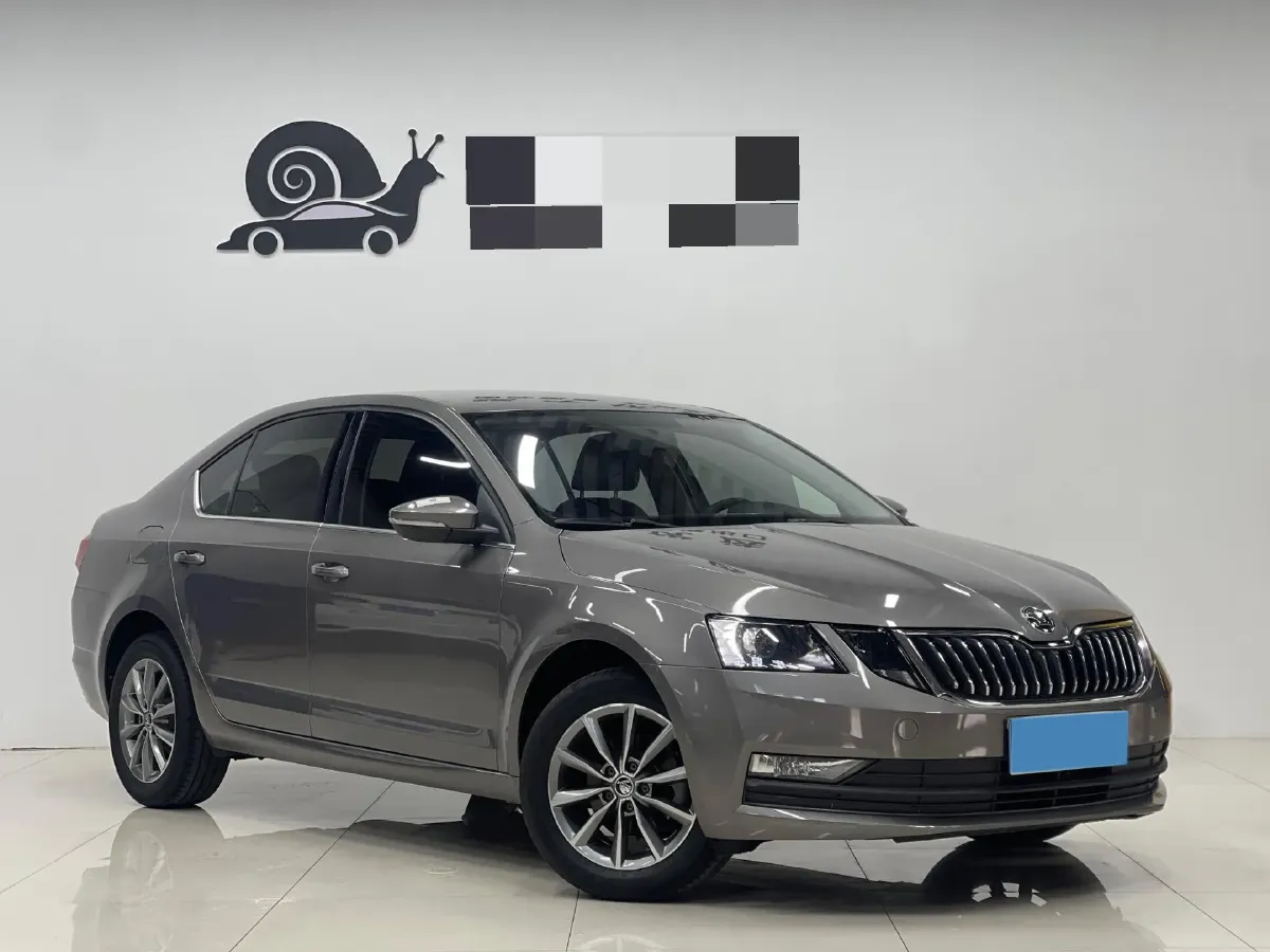2021 Skoda Octavia 1.5L 113HP L4 6AT,autocango,china used car exporter,china ev exporter,chinese used car exporter,chinese used ev exporter