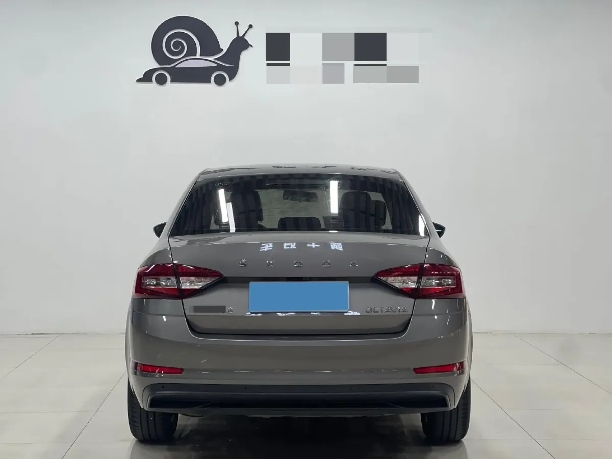2021 Skoda Octavia 1.5L 113HP L4 6AT,autocango,china used car exporter,china ev exporter,chinese used car exporter,chinese used ev exporter