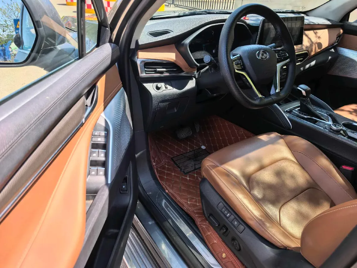 2017 MAXUS D90 2.0T 224HP L4 6AT,autocango,china used car exporter,china ev exporter,chinese used car exporter,chinese used ev exporter