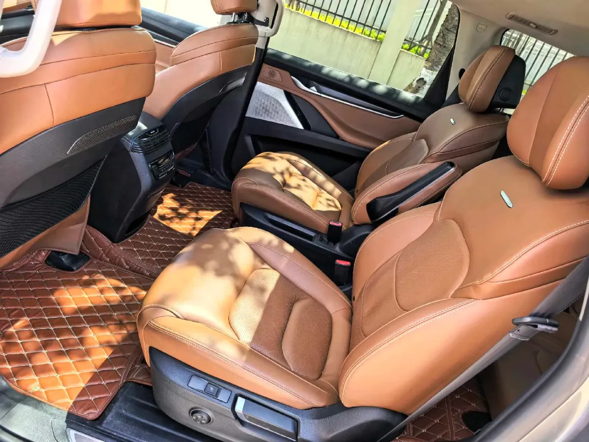 2017 MAXUS D90 2.0T 224HP L4 6AT,autocango,china used car exporter,china ev exporter,chinese used car exporter,chinese used ev exporter