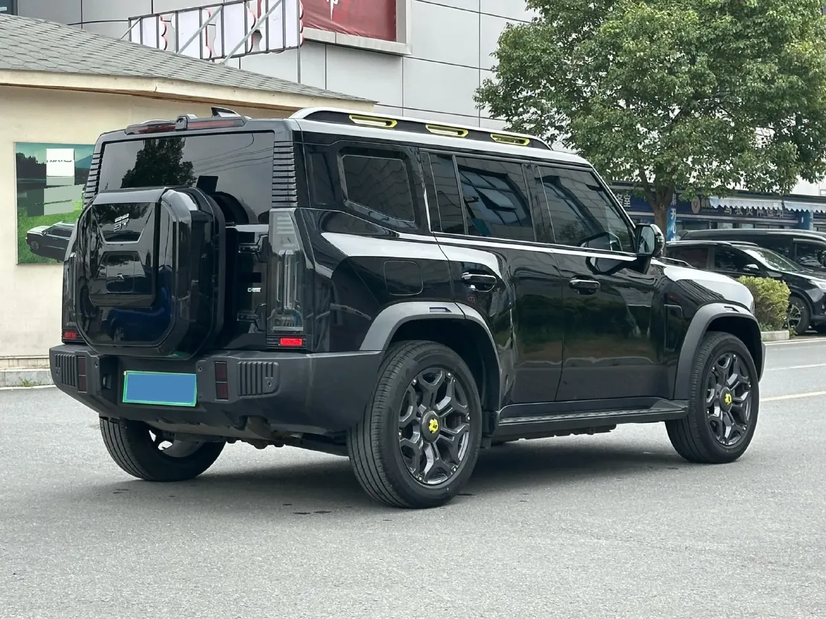 2024 Jetour ShanHai TravellerC-DM 1.5T 156HP L4 3DHT PHEV 43.24KWH,autocango,china used car exporter,china ev exporter,chinese used car exporter,chinese used ev exporter