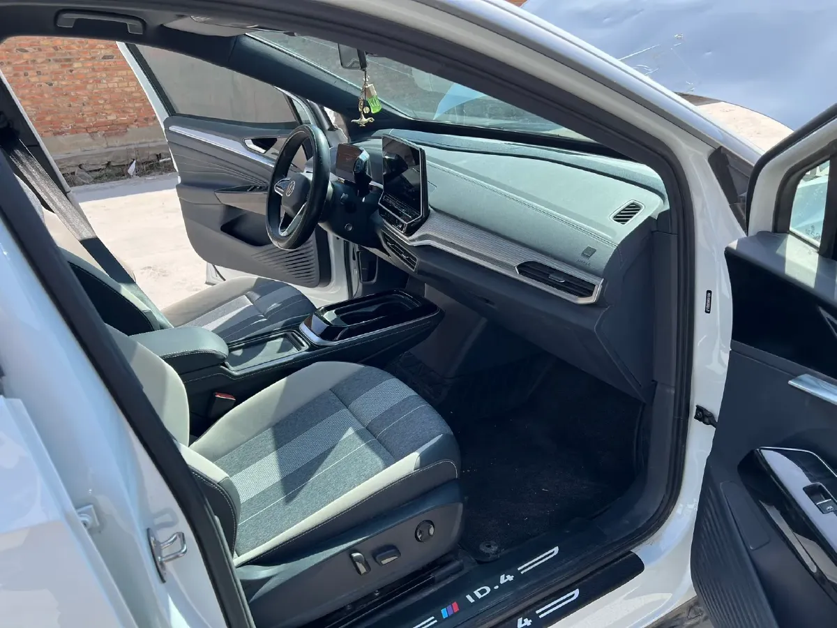 2024 Volkswagen ID.4 Crozz BEV 55.7KWH,autocango,china used car exporter,china ev exporter,chinese used car exporter,chinese used ev exporter