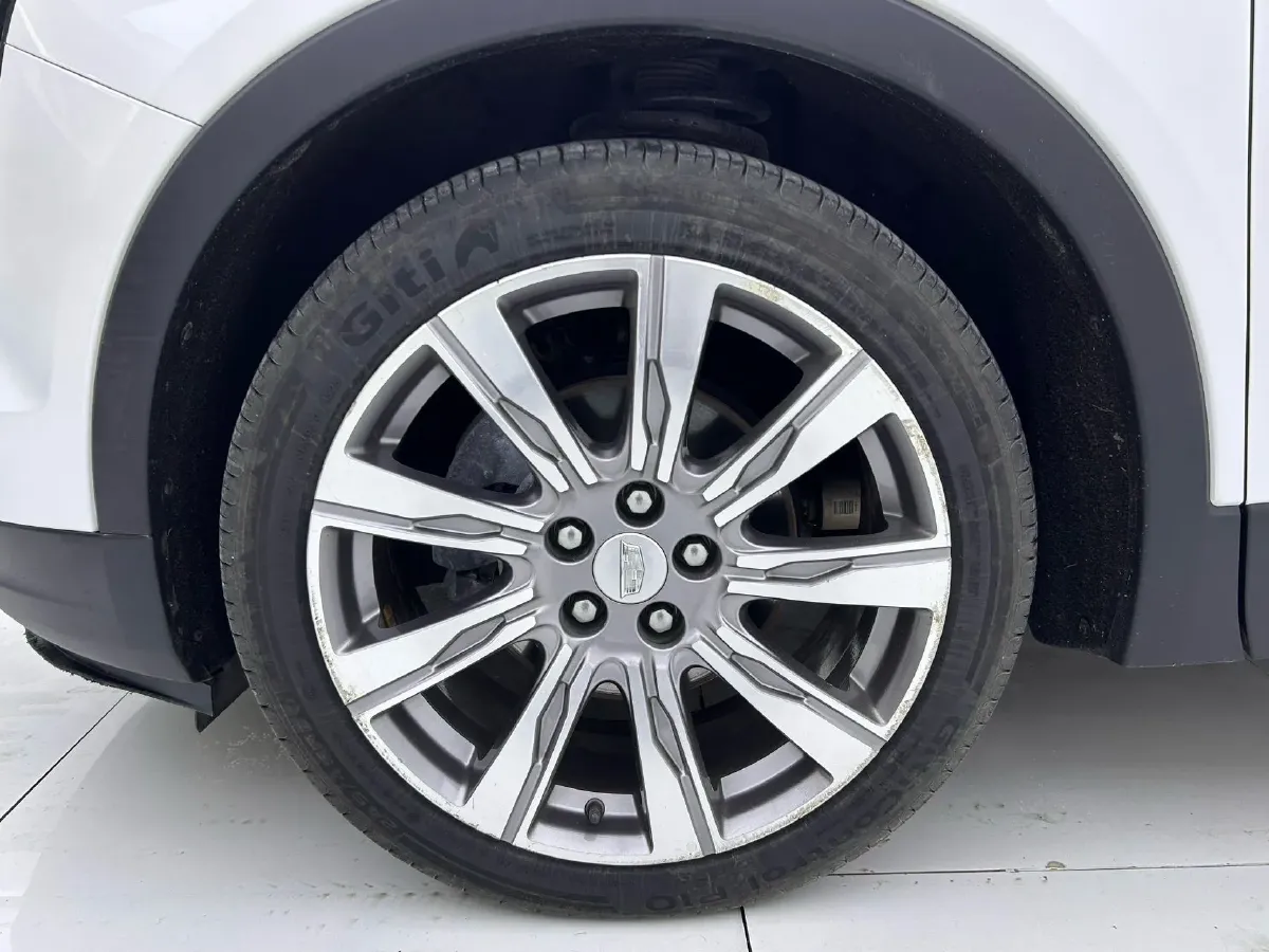 2021 Cadillac XT4 2.0T 237HP L4 9AT,autocango,china used car exporter,china ev exporter,chinese used car exporter,chinese used ev exporter