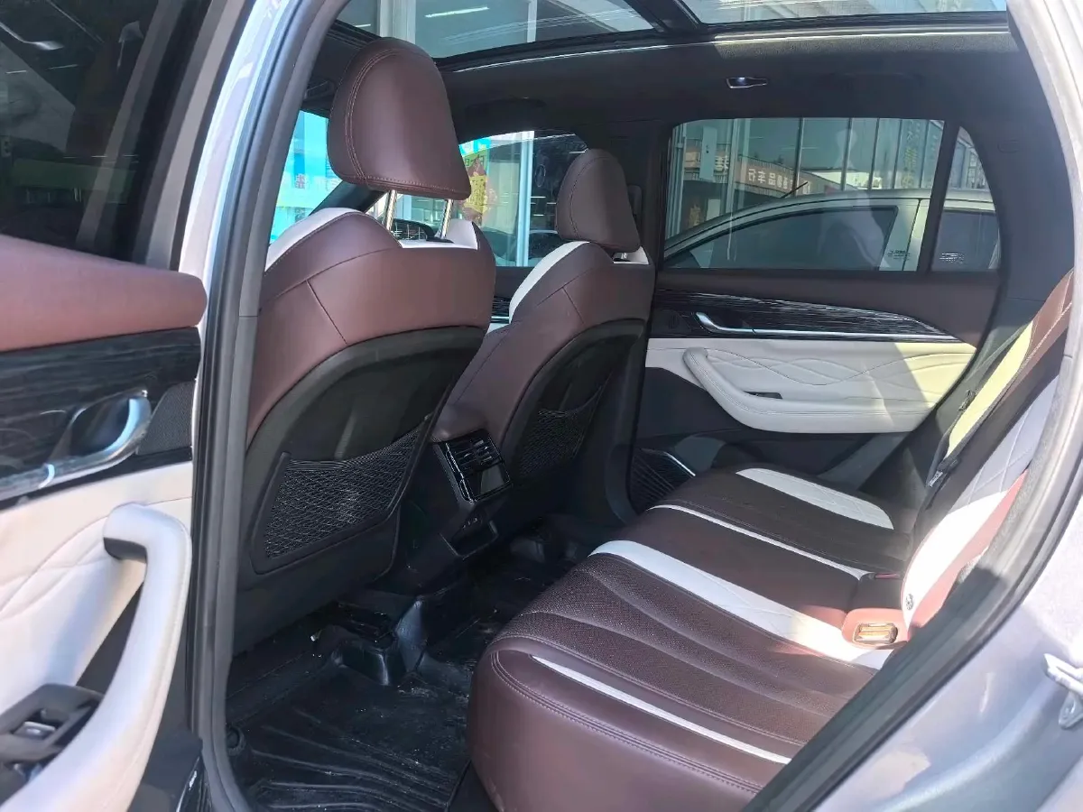 2021 Geely Monjaro 2.0T 218HP L4 7DCT,autocango,china used car exporter,china ev exporter,chinese used car exporter,chinese used ev exporter