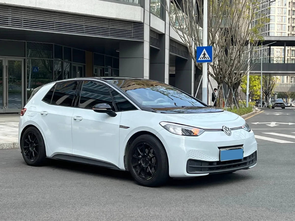 2023 Volkswagen ID.3 BEV 52.8KWH,autocango,china used car exporter,china ev exporter,chinese used car exporter,chinese used ev exporter