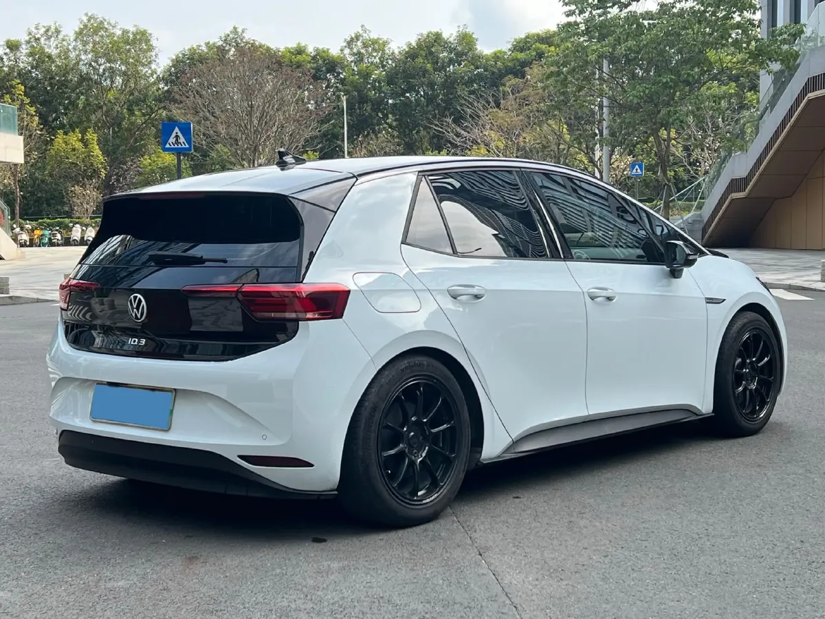 2023 Volkswagen ID.3 BEV 52.8KWH,autocango,china used car exporter,china ev exporter,chinese used car exporter,chinese used ev exporter