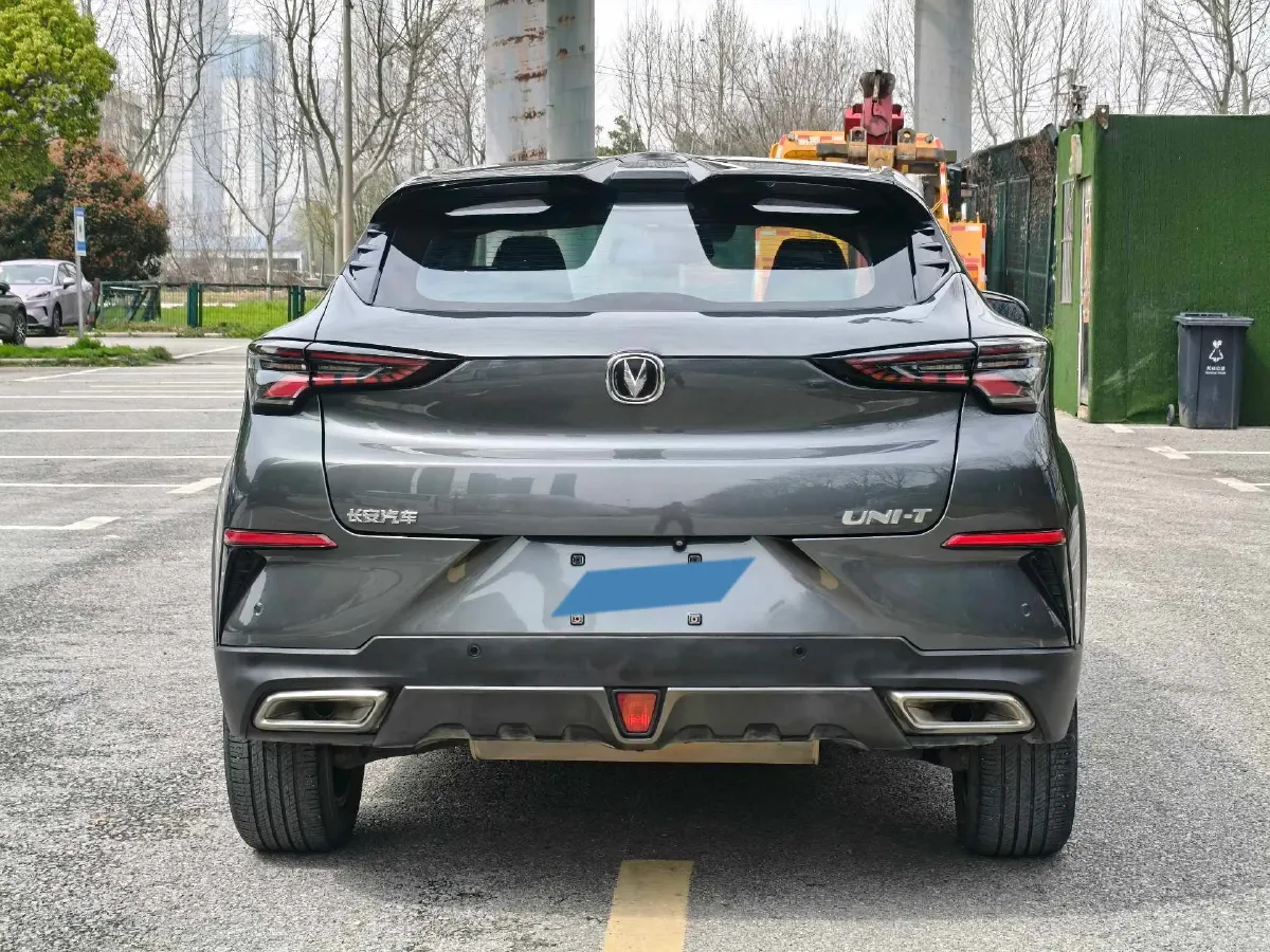 2020 ChangAn UNI-T 1.5T 180HP L4 7DCT,autocango,china used car exporter,china ev exporter,chinese used car exporter,chinese used ev exporter