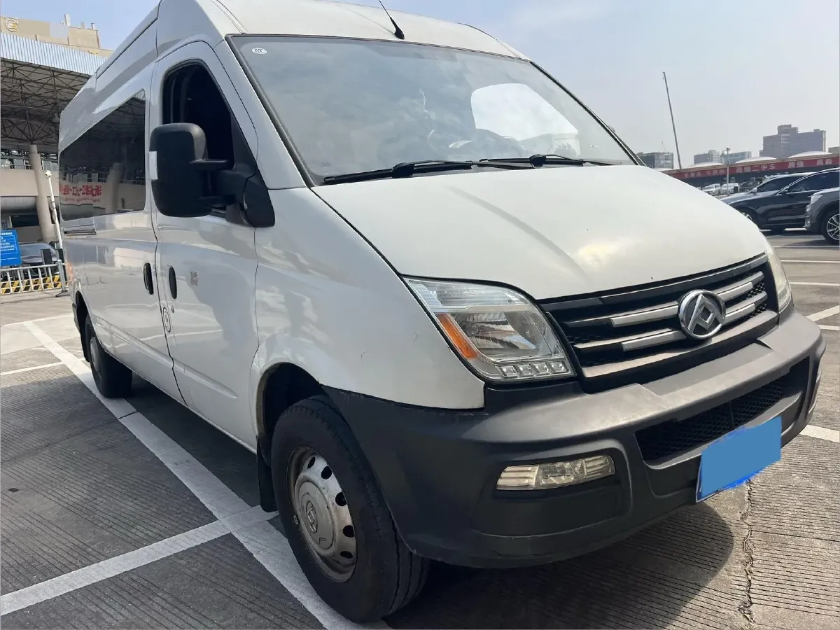 2020 MAXUS XinTu V80 2.5T 136HP L4 6MT,autocango,china used car exporter,china ev exporter,chinese used car exporter,chinese used ev exporter