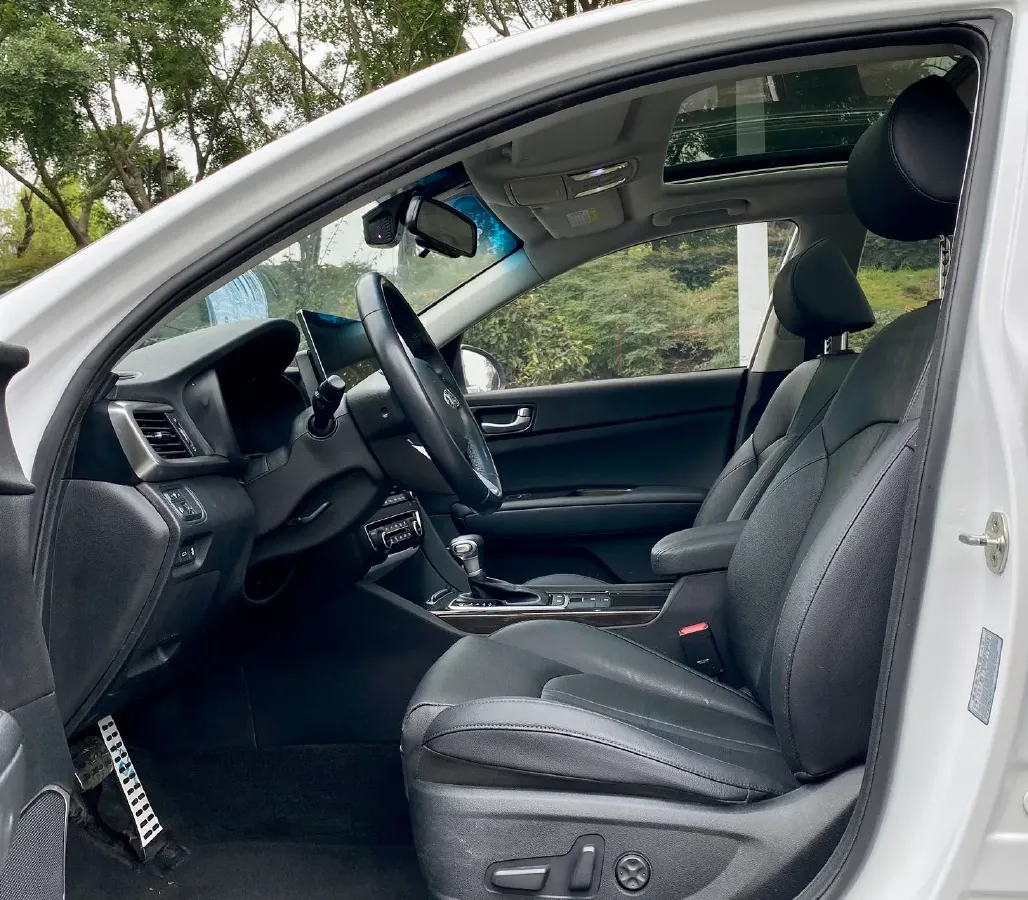 2019 Kia K5 2.0L 161HP L4 6AT,autocango,china used car exporter,china ev exporter,chinese used car exporter,chinese used ev exporter